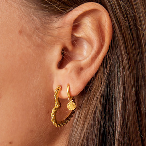 Boucles d'oreilles manille coeur Acier inoxydable h5 Image3